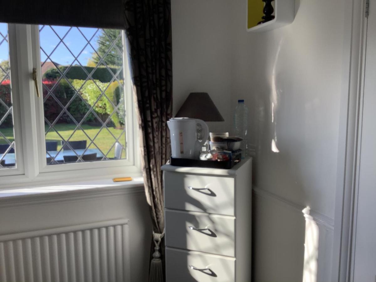 Ragged Hall Lane St Albans Экстерьер фото