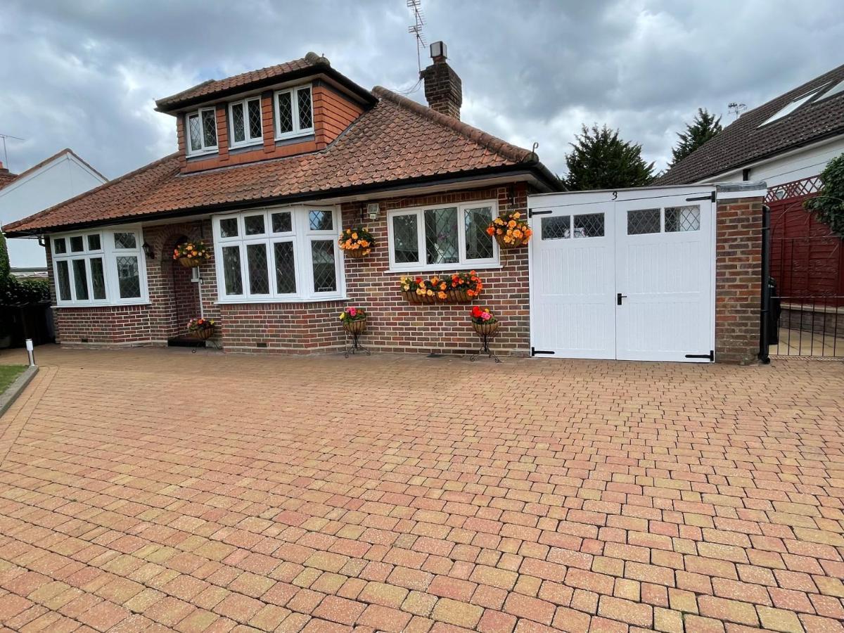 Ragged Hall Lane St Albans Экстерьер фото