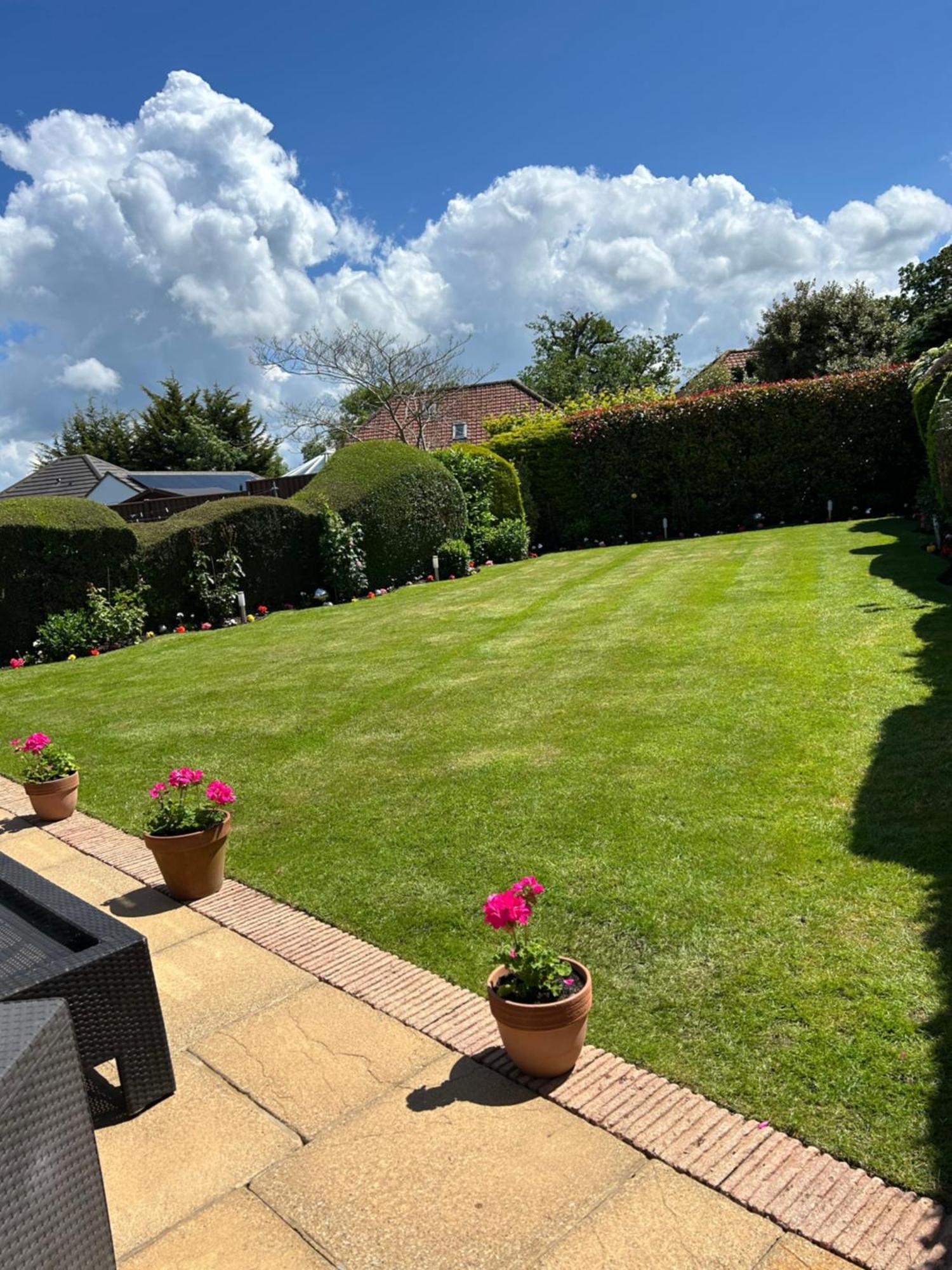Ragged Hall Lane St Albans Экстерьер фото
